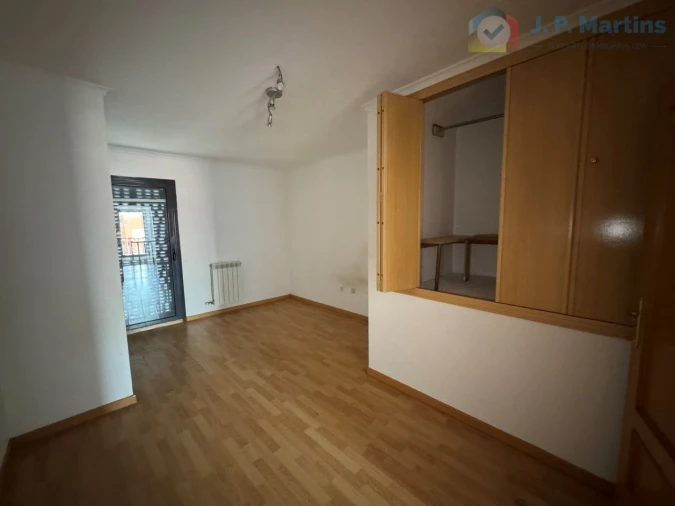 Apartamento T4 para Venda em Alhos Vedros Foto 21
