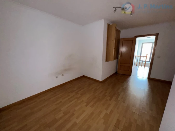 Apartamento T4 para Venda em Alhos Vedros Foto 22