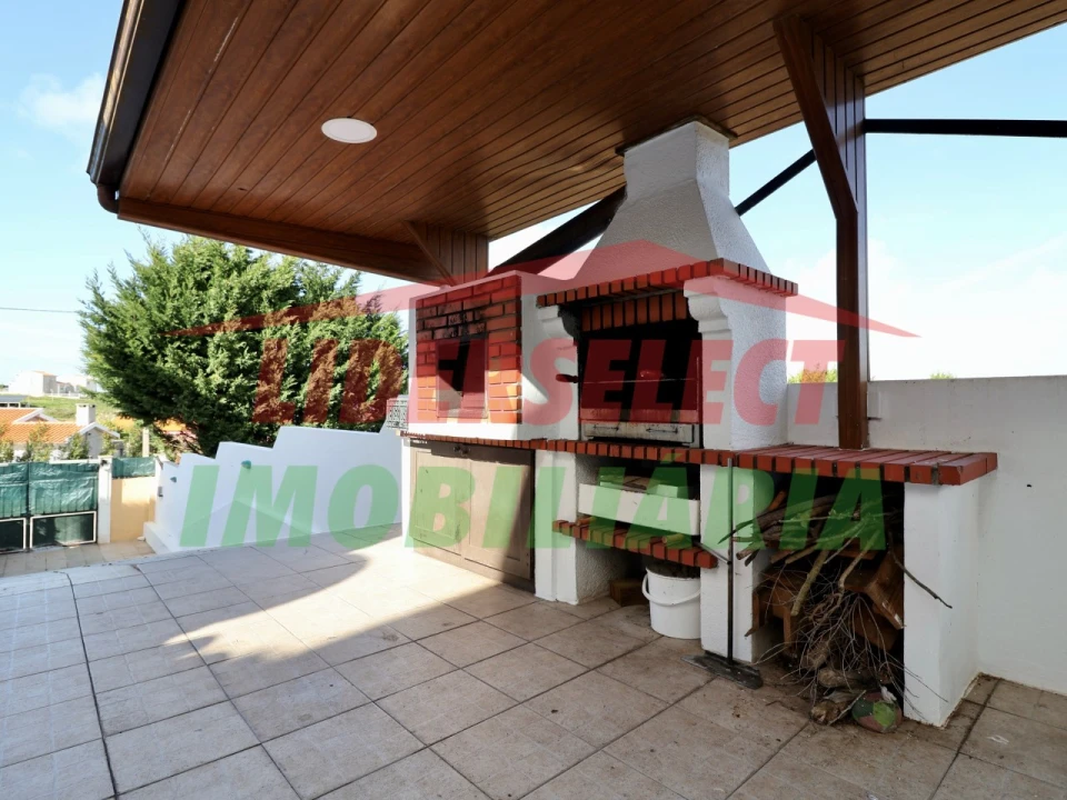 Moradia T3 para Venda em A dos Cunhados e Maceira Foto 22