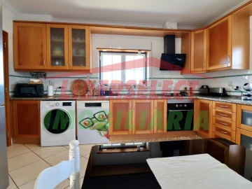 Moradia T3 para Venda em A dos Cunhados e Maceira