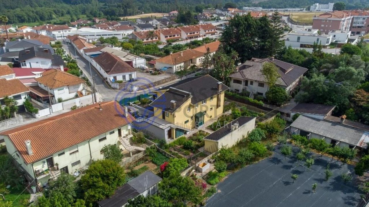 Moradia T5 para Venda em Santa Maria da Feira, Travanca, Sanfins e Espargo Foto 6