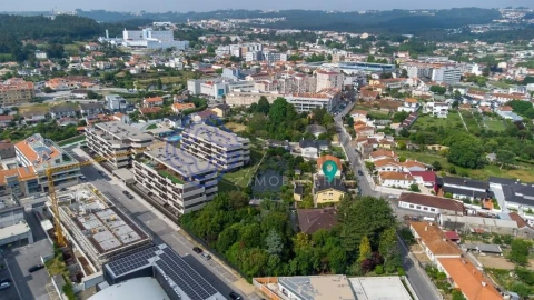 Moradia T5 para Venda em Santa Maria da Feira, Travanca, Sanfins e Espargo