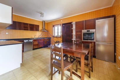 Moradia T5 para Venda em Santa Maria da Feira, Travanca, Sanfins e Espargo