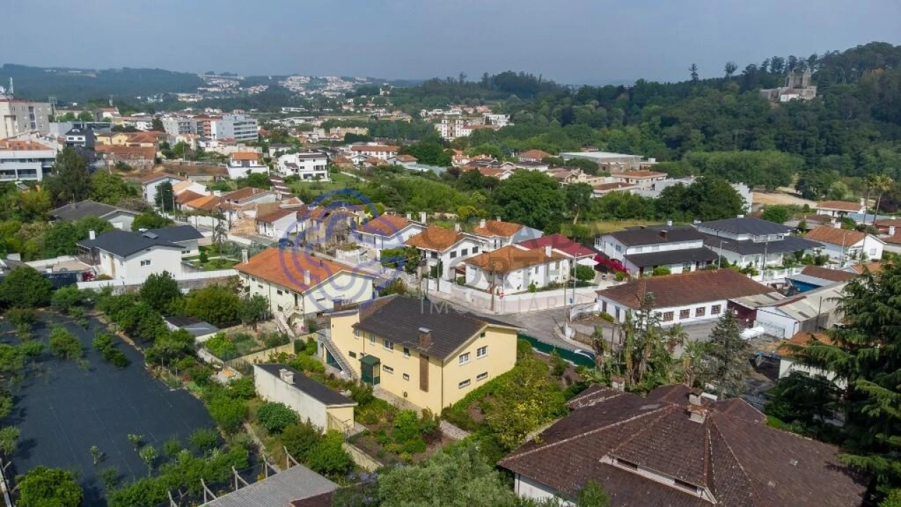 Moradia T5 para Venda em Santa Maria da Feira, Travanca, Sanfins e Espargo Foto 5