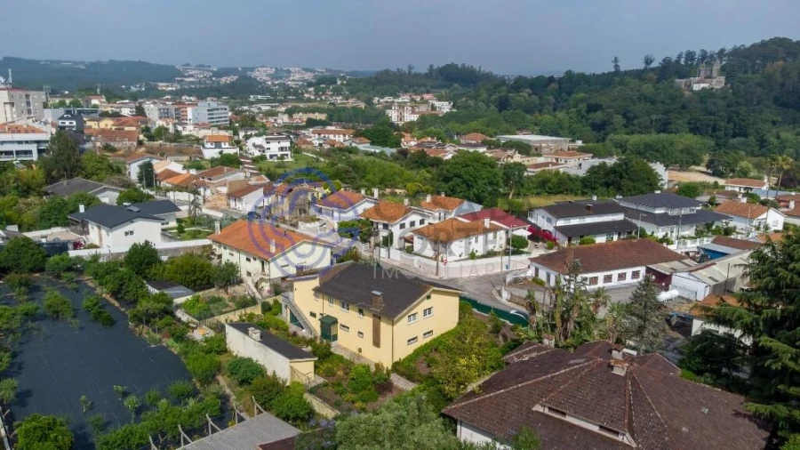 Moradia T5 para Venda em Santa Maria da Feira, Travanca, Sanfins e Espargo Foto 5