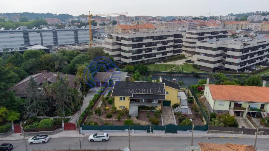 Moradia T5 para Venda em Santa Maria da Feira, Travanca, Sanfins e Espargo Foto 10