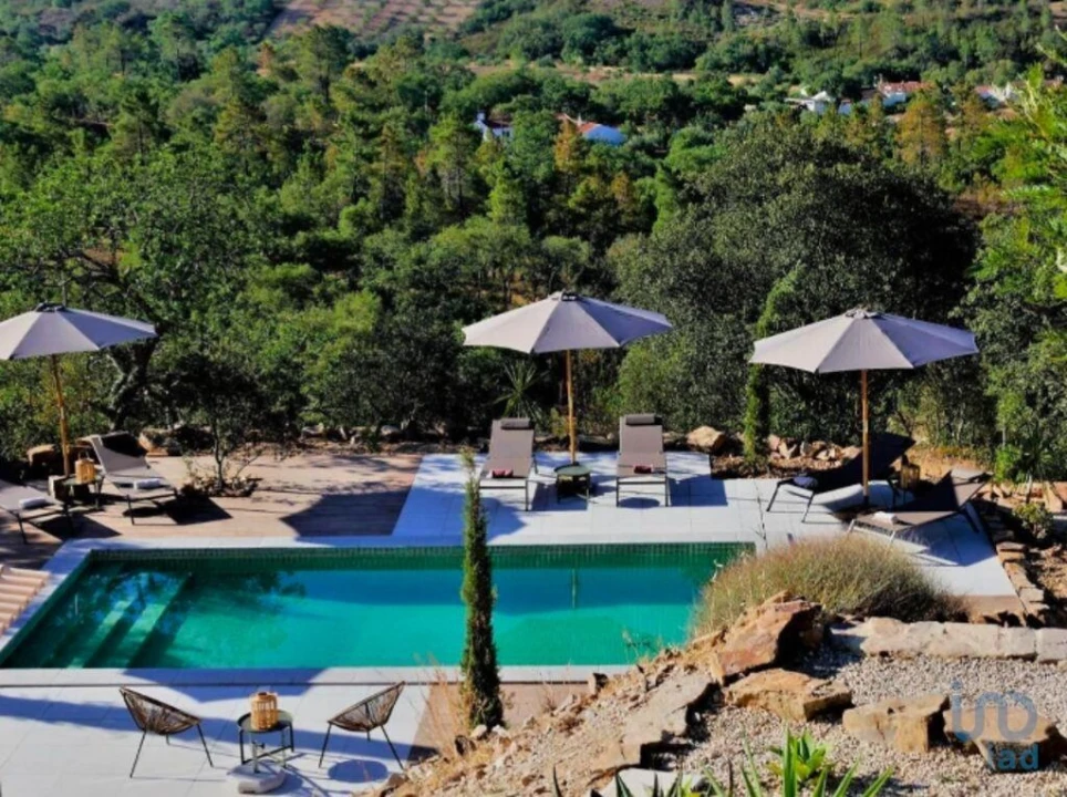 Moradia T5 para Venda em Alte Foto 3