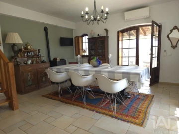 Moradia T5 para Venda em Alte
