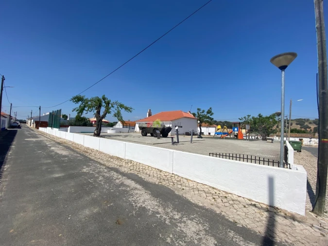 Moradia T3 para Venda em Torrão Foto 3