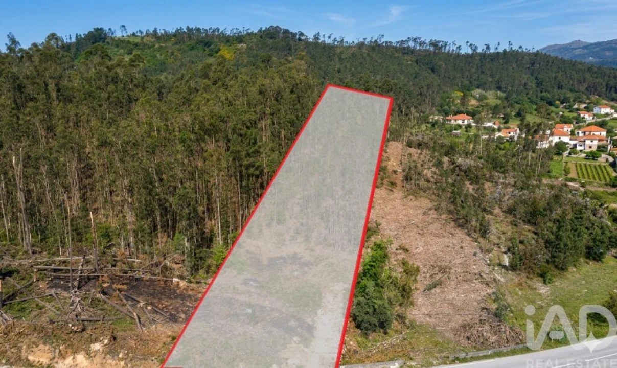Terreno para Venda em Arrabal Foto 1