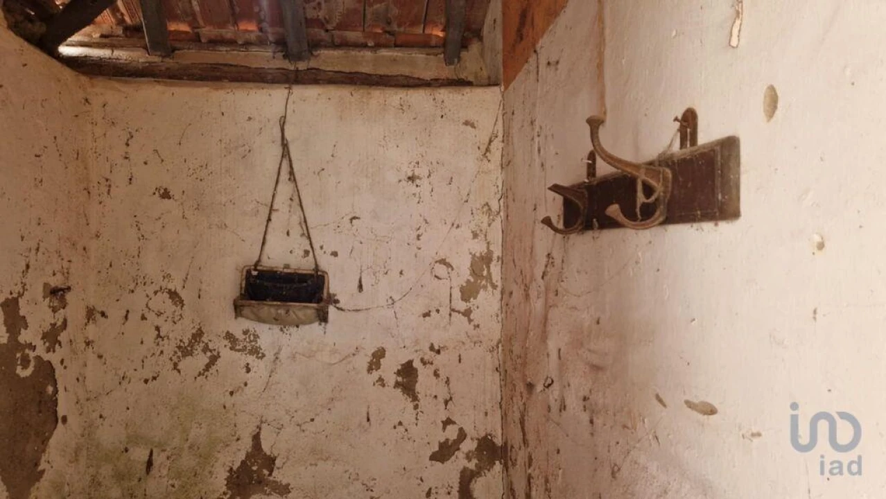 Moradia T4 para Venda em Batalha Foto 4