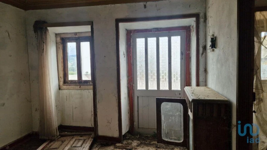 Moradia T4 para Venda em Batalha Foto 10