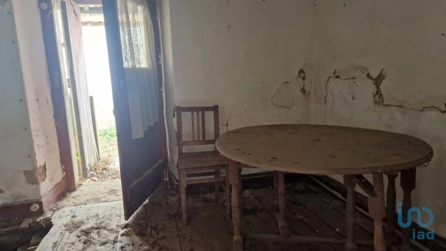 Moradia T4 para Venda em Batalha Foto 3