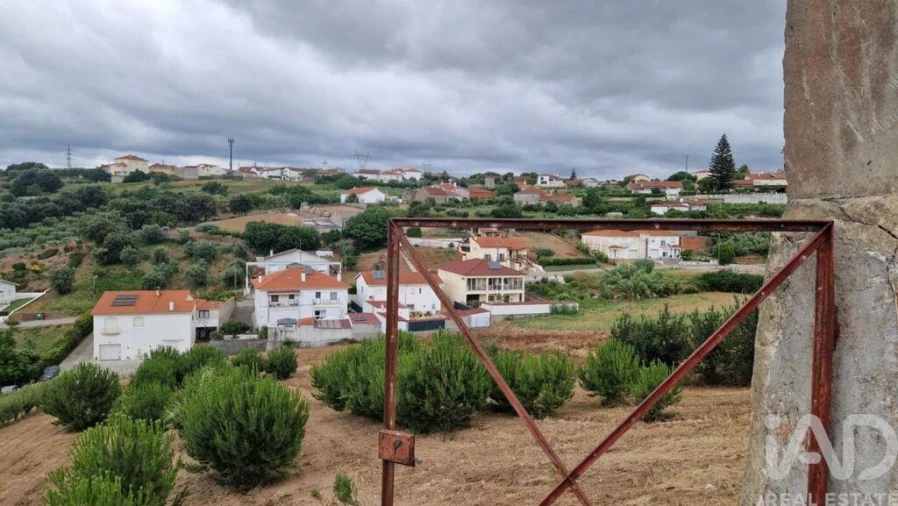 Moradia T4 para Venda em Batalha Foto 19