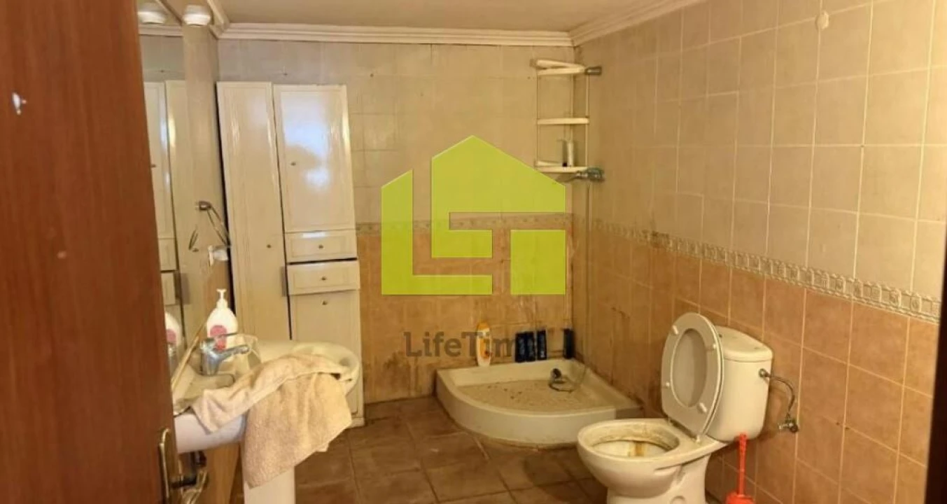 Moradia T4 para Venda em Monforte Foto 14