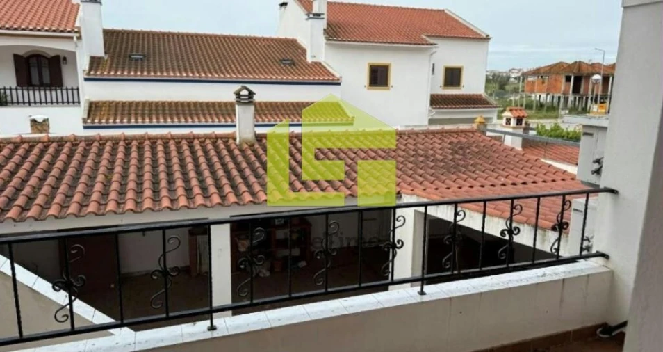 Moradia T4 para Venda em Monforte Foto 17