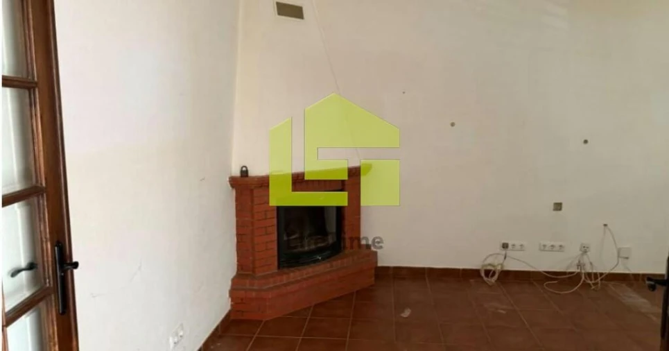 Moradia T4 para Venda em Monforte Foto 7