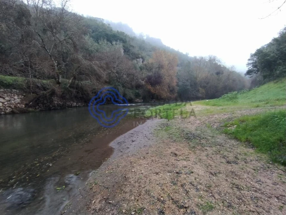 Moradia T3 para Venda em Além da Ribeira e Pedreira Foto 31