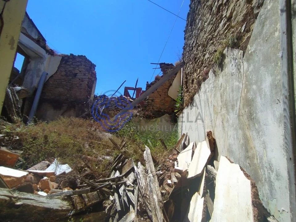 Terreno para Venda em Além da Ribeira e Pedreira Foto 6