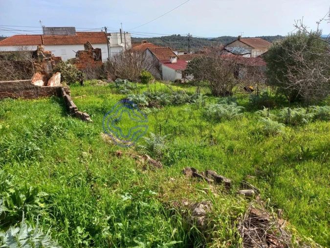 Terreno para Venda em Além da Ribeira e Pedreira Foto 1