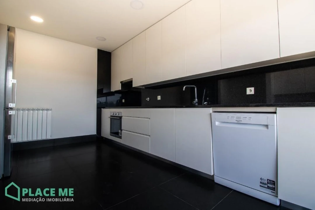 Apartamento T3 para Arrendamento em São Vitor (Braga) Foto 7