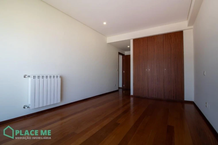 Apartamento T3 para Arrendamento em São Vitor (Braga) Foto 20