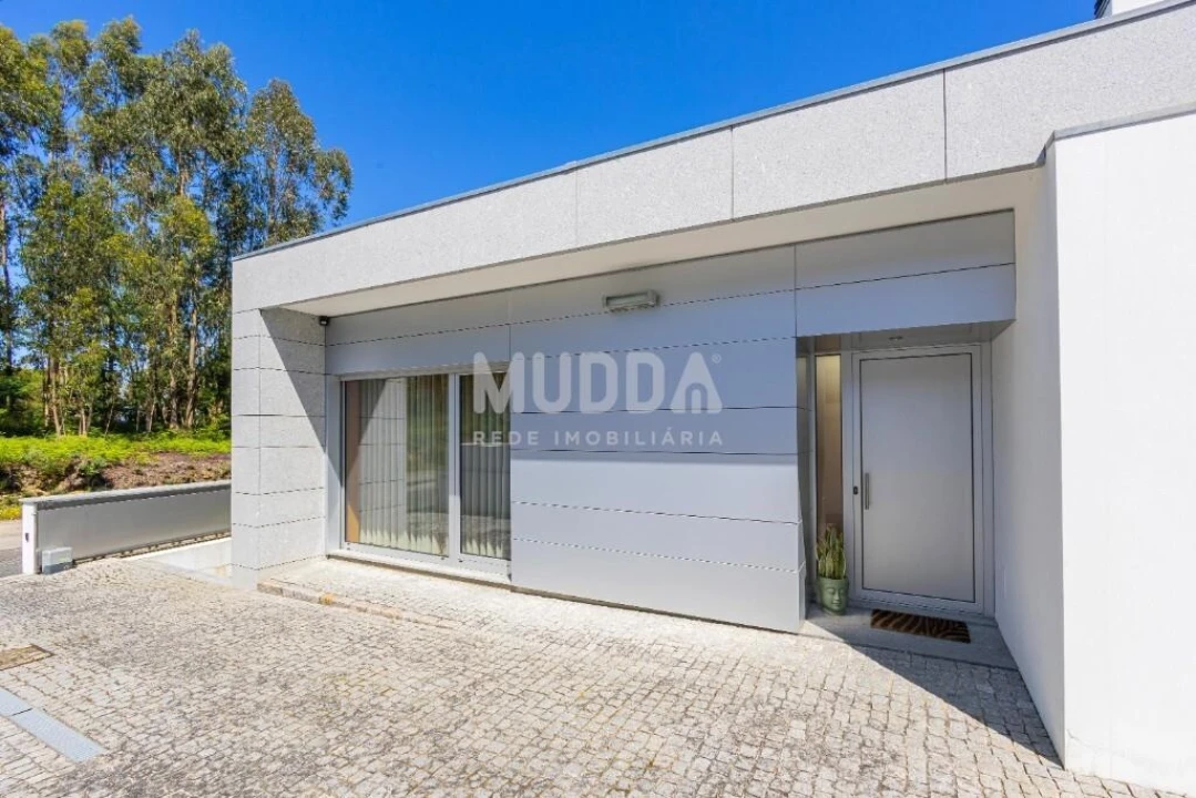 Moradia T3 para Venda em Eixo e Eirol Foto 74