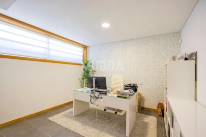 Moradia T3 para Venda em Eixo e Eirol