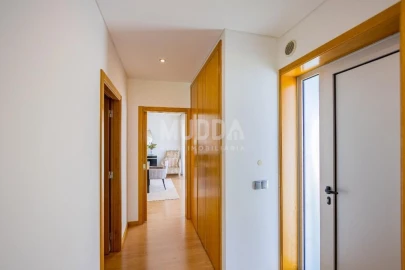 Moradia T3 para Venda em Eixo e Eirol