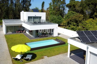 Moradia T3 para Venda em Eixo e Eirol