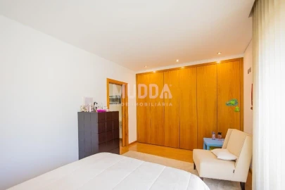 Moradia T3 para Venda em Eixo e Eirol