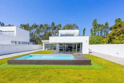 Moradia T3 para Venda em Eixo e Eirol