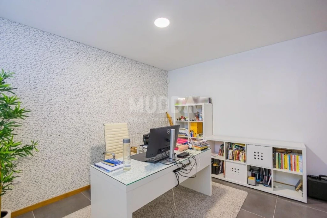 Moradia T3 para Venda em Eixo e Eirol Foto 50
