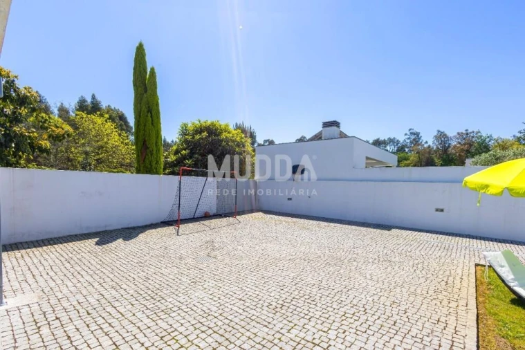 Moradia T3 para Venda em Eixo e Eirol Foto 5