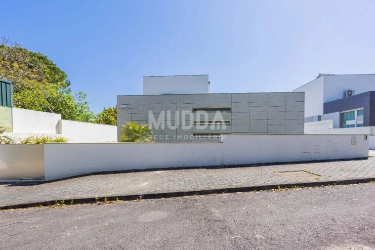 Moradia T3 para Venda em Eixo e Eirol Foto 77