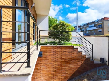 Moradia T4 para Venda em Santa Marta de Portuzelo