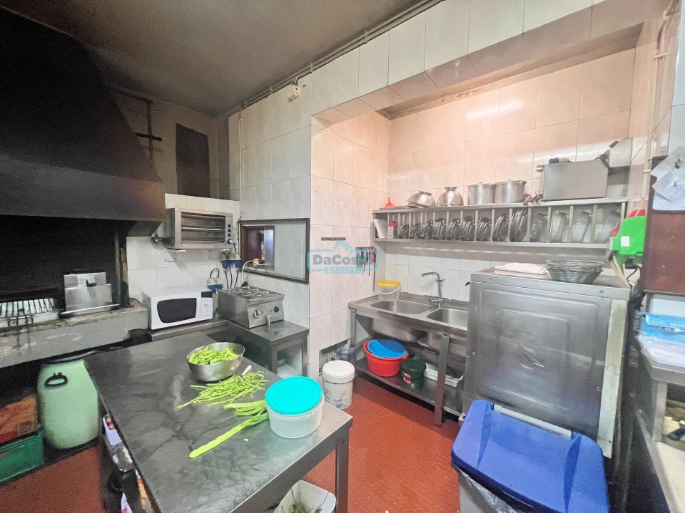 Negócio para Venda em Faial Foto 41