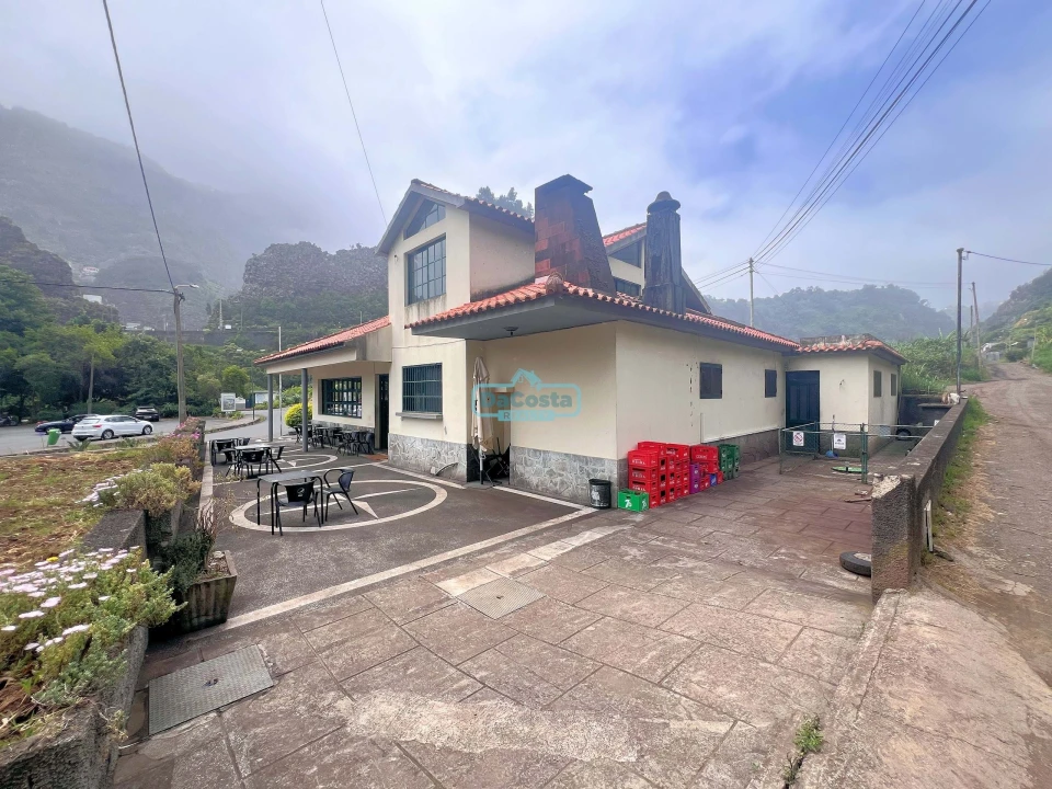 Negócio para Venda em Faial Foto 3
