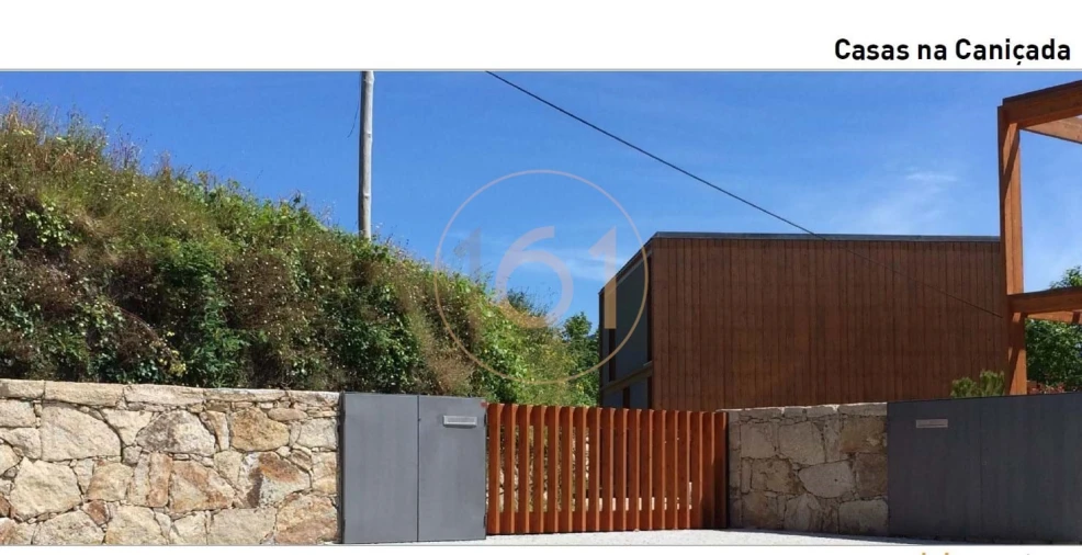 Moradia T3 para Venda em Caniçada e Soengas Foto 3