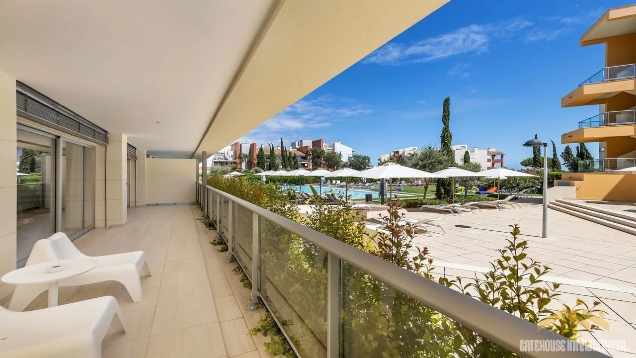 Apartamento T2 para Venda em Quarteira Foto 2