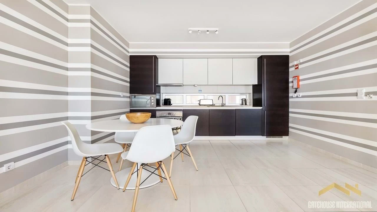 Apartamento T2 para Venda em Quarteira Foto 7