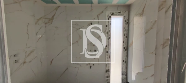 Moradia T5 para Venda em Pontinha e Famões
