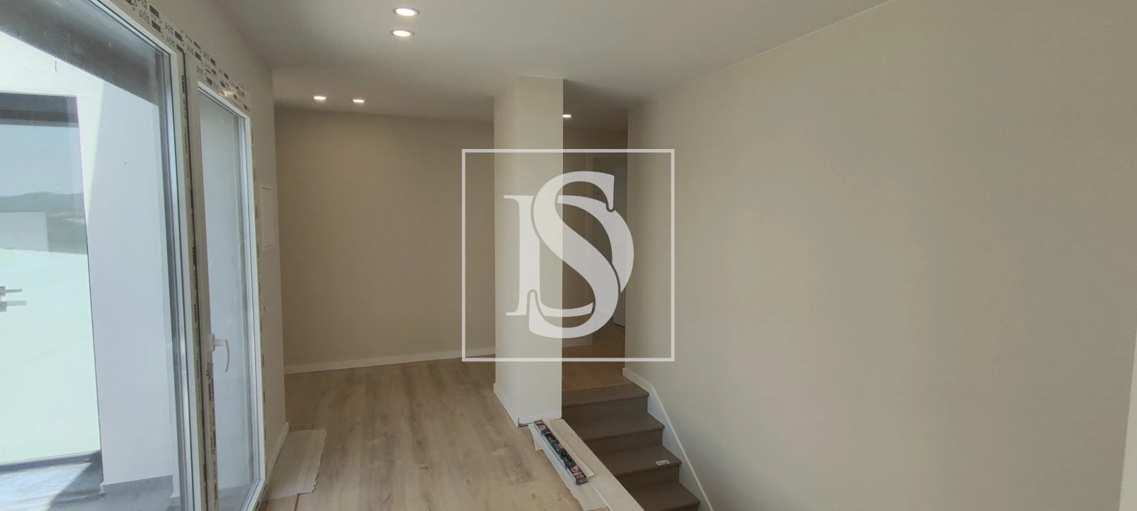 Moradia T5 para Venda em Ponte do Rol Foto 7