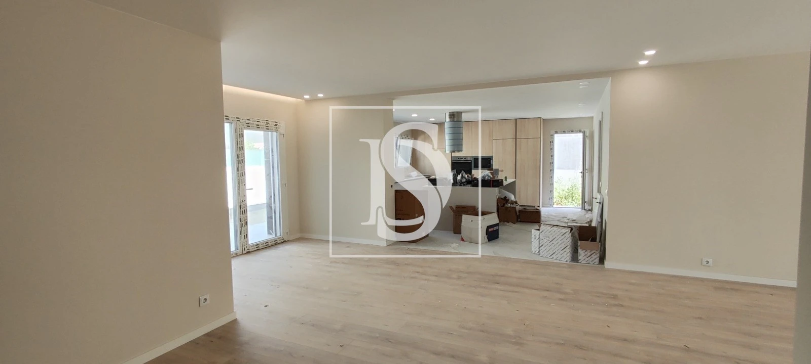 Moradia T5 para Venda em Ponte do Rol Foto 6