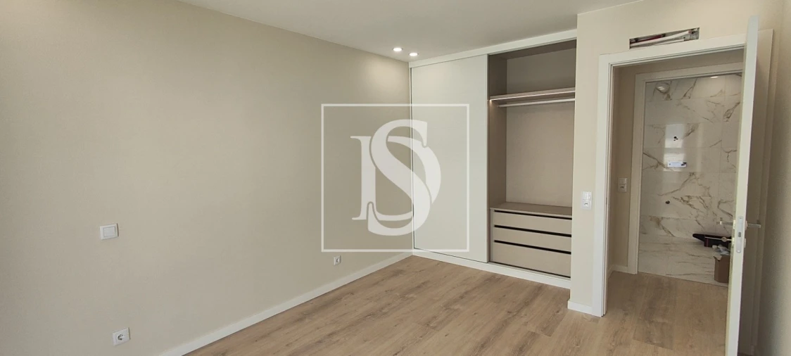 Moradia T5 para Venda em Ponte do Rol Foto 13