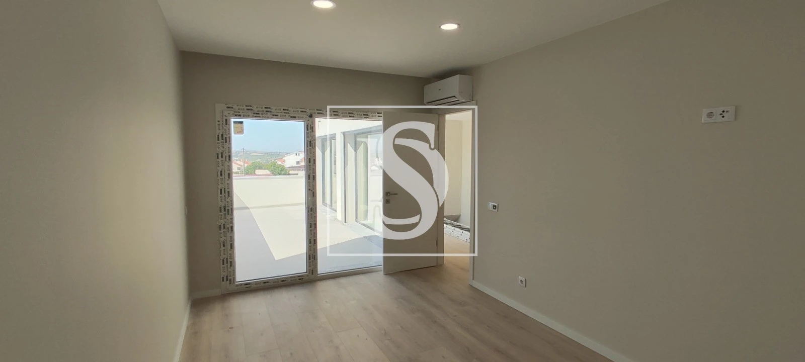 Moradia T5 para Venda em Ponte do Rol Foto 15