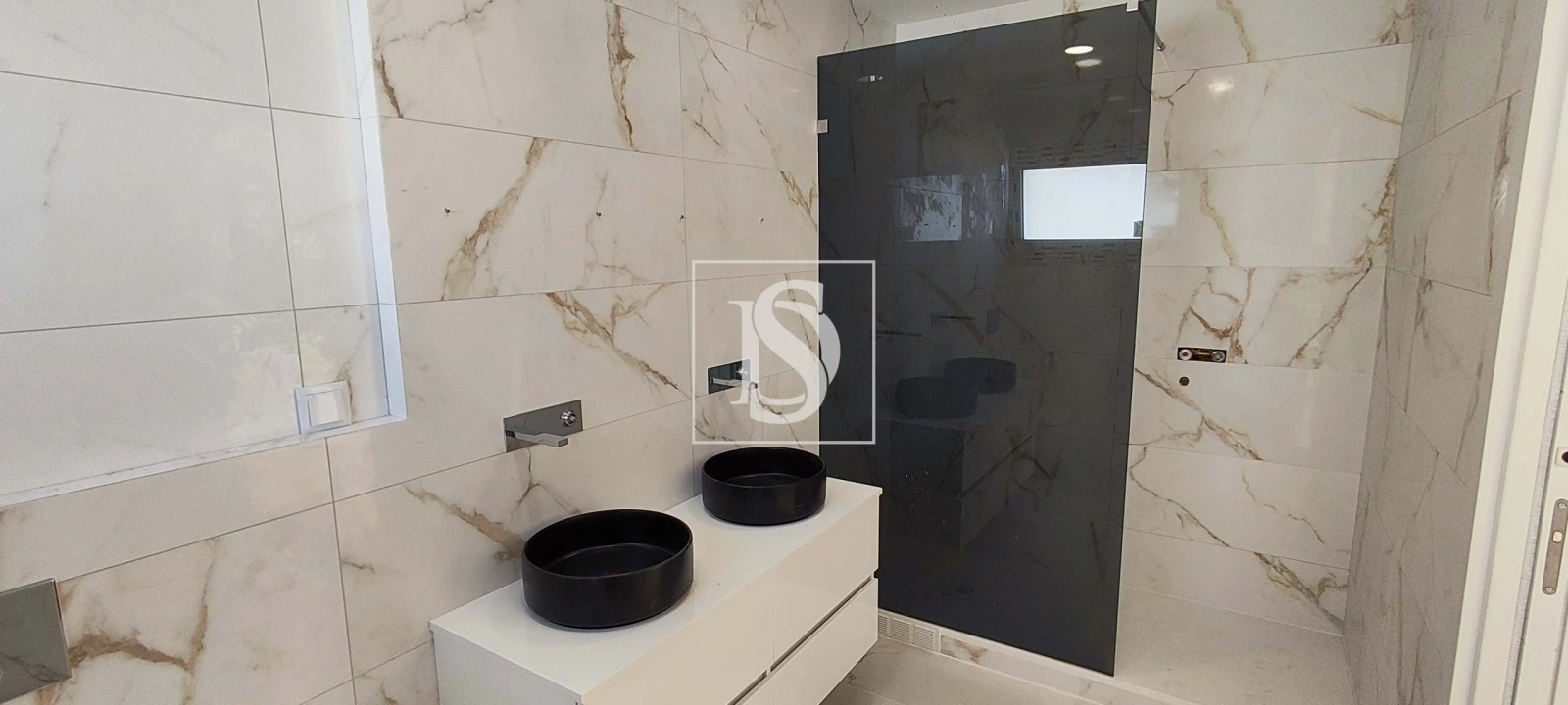 Moradia T5 para Venda em Ponte do Rol Foto 32