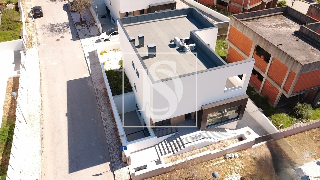 Moradia T5 para Venda em Ponte do Rol Foto 10