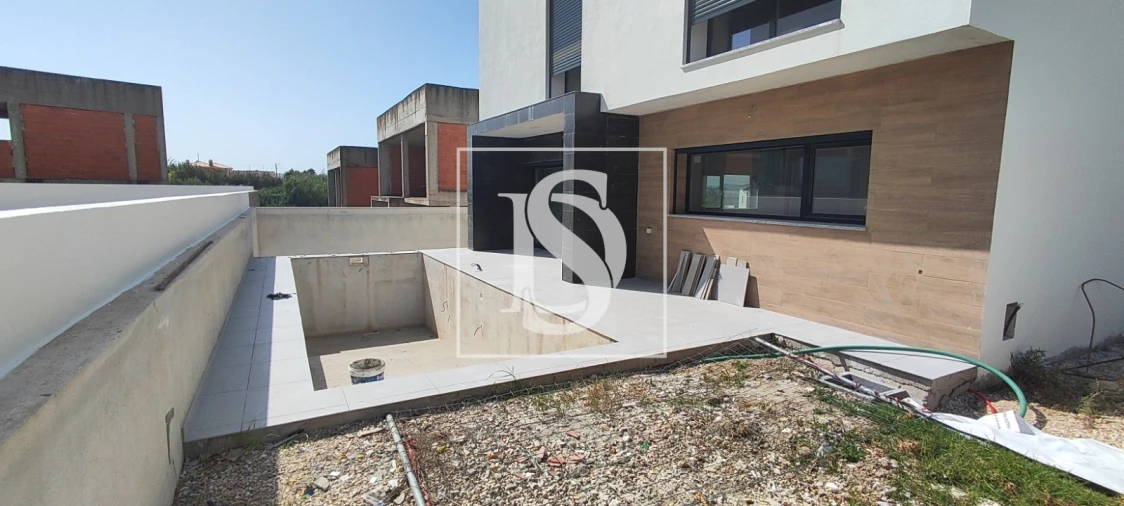 Moradia T5 para Venda em Ponte do Rol Foto 4