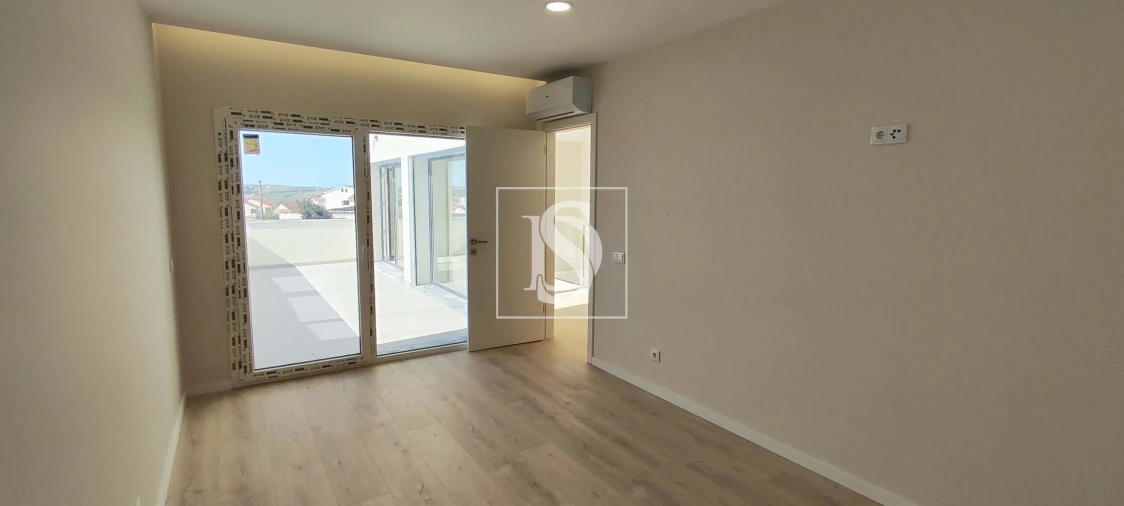 Moradia T5 para Venda em Ponte do Rol Foto 39